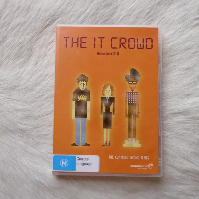 THE IT CROWD Version 2 THE IT CROWD Season 2 THE IT CROWD Tv Show Second Second