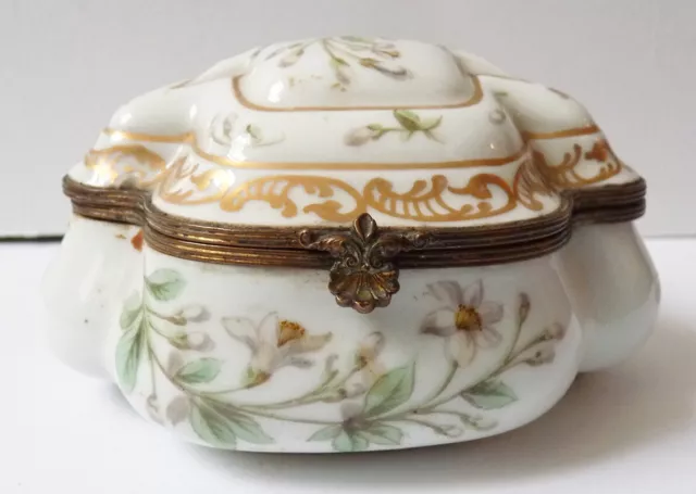 Boite Bonbonnière en porcelaine de Saxe Meissen ancien vers 1900