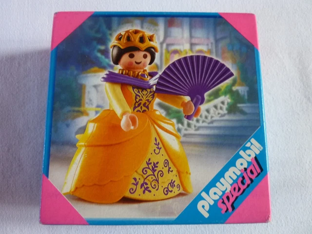 Playmobil 4657 Princess Castle With Yellow Queen Figure - Classic Playmobil Building Set For Kids