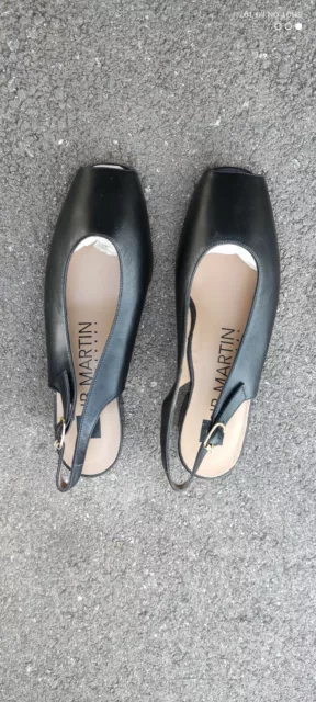 Chaussures femme en cuir escarpins boucles JB Martin T38 1/2 neuf petits talons