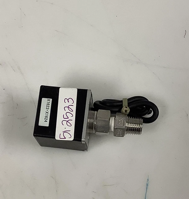 KEYENCE AP32A Digital Pressure Sensor /Switch programable (PKG 2) £81.