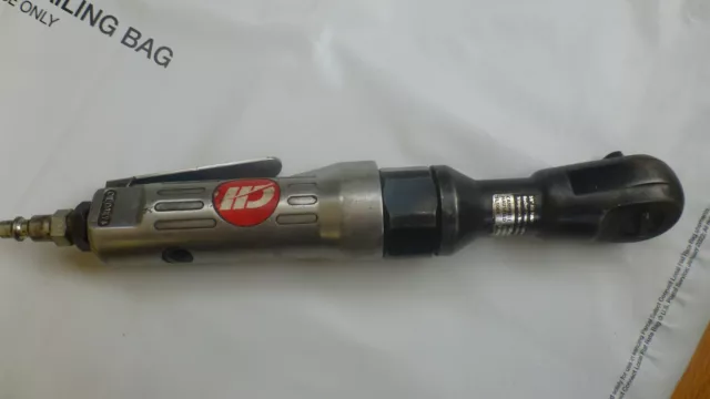 CAMPBELL HAUSFELD TL1001 3/8in. Air Ratchet