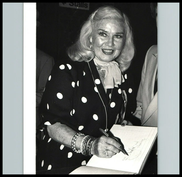 GINGER ROGERS ACTRESS 1980s ALLURING POSE KEYSTONE PORTRAIT ORIG Photo