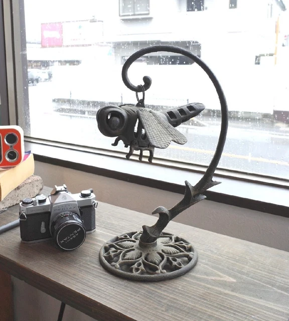Cute dragonfly-shaped hanging lantern, station, retro Japanese modern