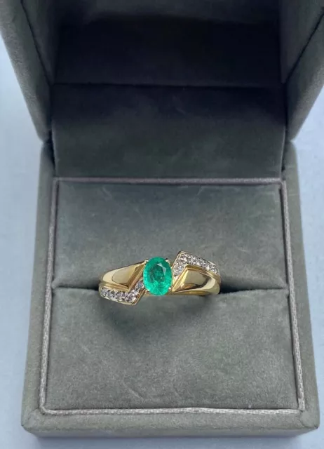 Vintage Natürliches Grün Smaragd Und Diamanten 18K Weiss Gold Statement Ring