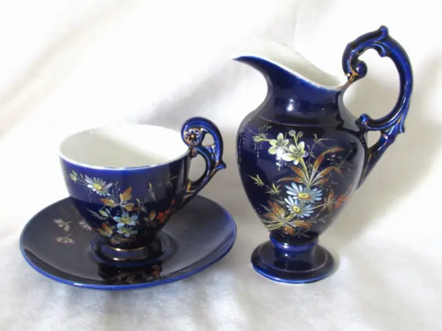 Ancien ensemble tasse et pot lait bleu décor floral émaillé VILLEROY ET BOCH