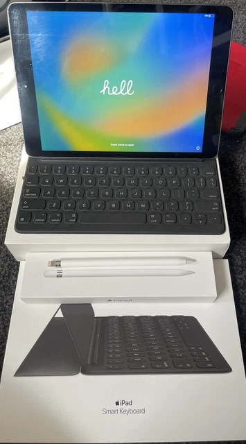 Apple iPad 8th Generation 128gb With Apple Pen And Apple Smart Keyboard