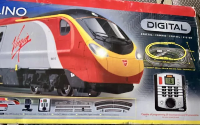 Hornby r1076 shop