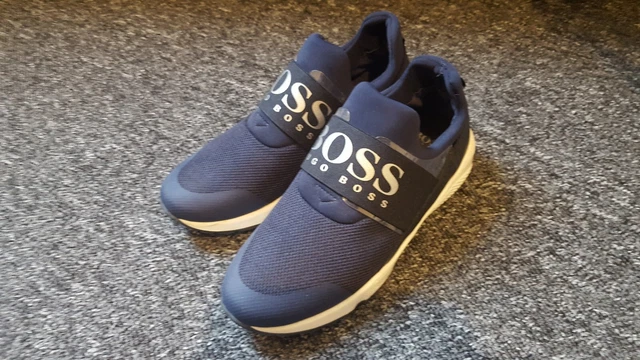 Hugo boss trainers size 5 online