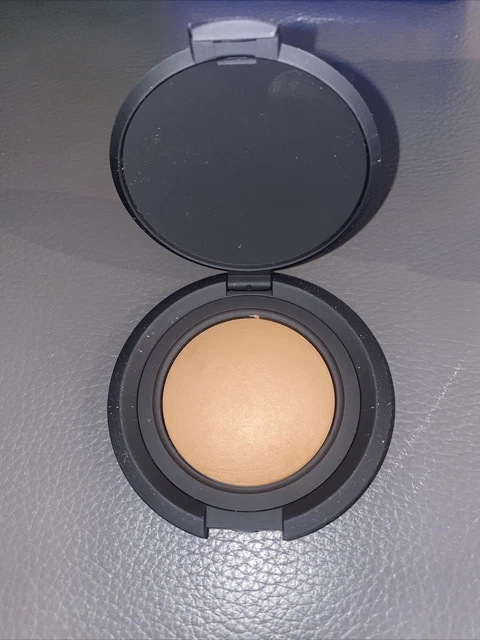 Earth Powder by Nouba 0.21 oz / 6 g bronzing earth powder 3 New in Box Color 5