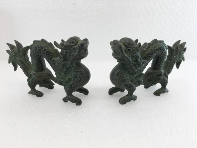 Paire de chiens de FÖ ou Dragons en bronze .. Asie Chine .. Anciens ??