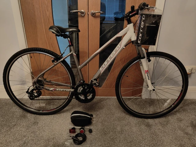 Carrera crossfire 1 sales womens hybrid bike white