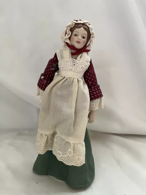 Avon Fashion of American Times Early American Porcelain Doll Vintage 1987