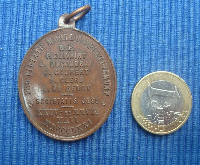 Médaille Religieuse À Bélière Bronze 19ème Siècle - Collection