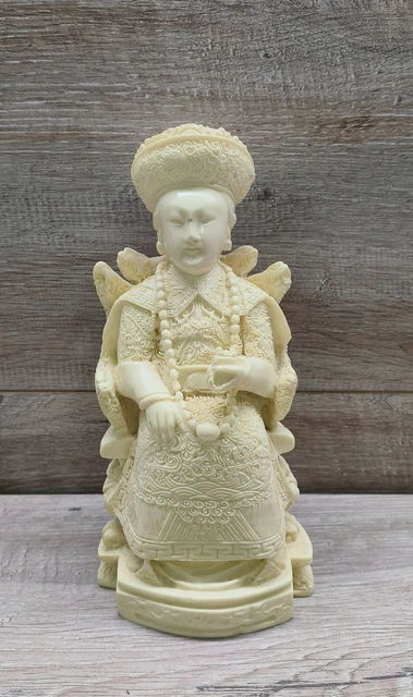 Vintage Chinese Hand Carved Empress On Throne Resin Figurine Fine Detail RARE