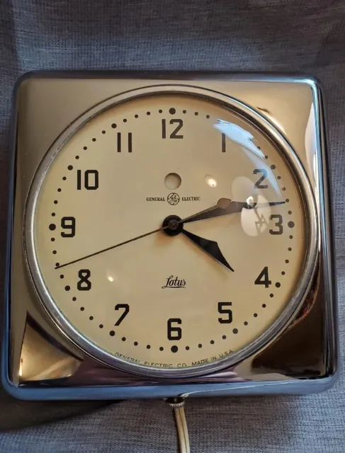 Vintage General Electric Metal Wall Clock Model 2H08 Wall Art Deco 7X7 Square