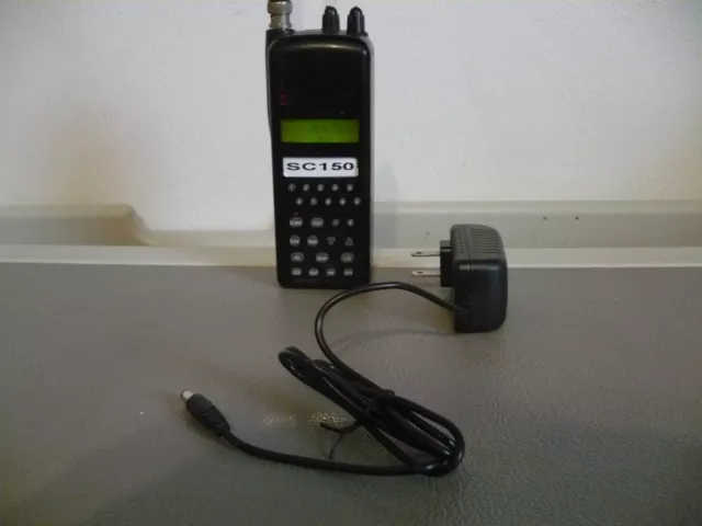 Escáner De Policía Analógico Sc150 Uniden Bearcat 100 Canales - Batería Nueva Y Adaptador De Ca