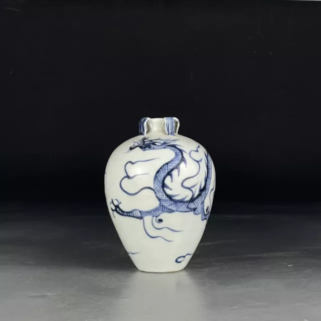 5.6 "Old China porcelain Yuan Dynasty Blue and white Dragon pattern bottle