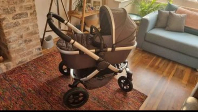 icandy peach all terrain Pram and travel system - Forest 2021 With Extras