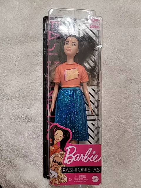 2019 BARBIE FASHIONISTAS DOLL 145 Feelin Bright Shirt With