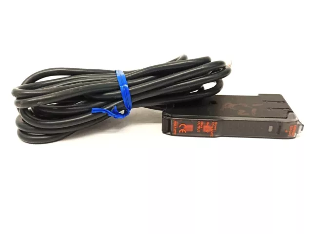 Omron E3X-DA11 Digital Fiber Sensor Amplifier Unit