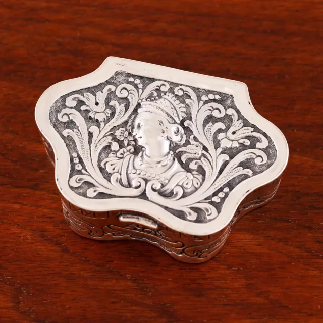 Imported George Roth German Hanau Art Nouveau Silver Snuff Box 1891-1919 No Mono