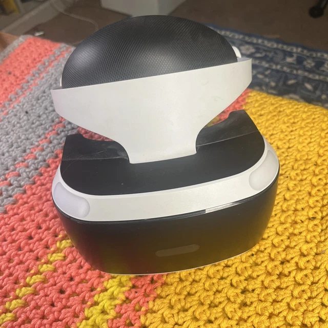 SONY CUHZVR1 PLAYSTATION VR Launch Bundle for PS4 Cables , Box No