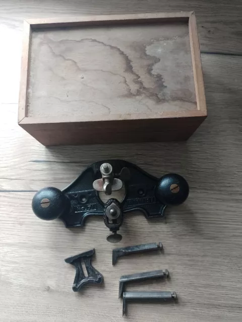 Vintage Stanley No.71 Router Plane with Extra Blades and Wooden Box Made In USA