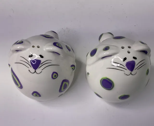 Ganz Bunny Rabbits White Ceramic Purple Green Salt & Pepper Shakers Easter Eggs
