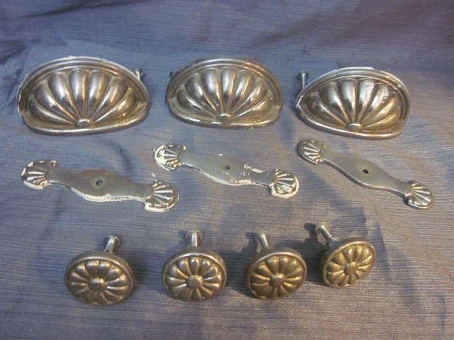 Lot of 10 Vintage Gold Tone Asst Door/Cabinet Hardware Pulls/Knobs