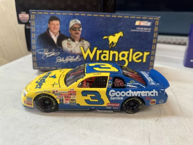 Dale Earnhardt Sr 1999 Wrangler Jeans Nascar 1/24 Diecast Action GM Goodwrench