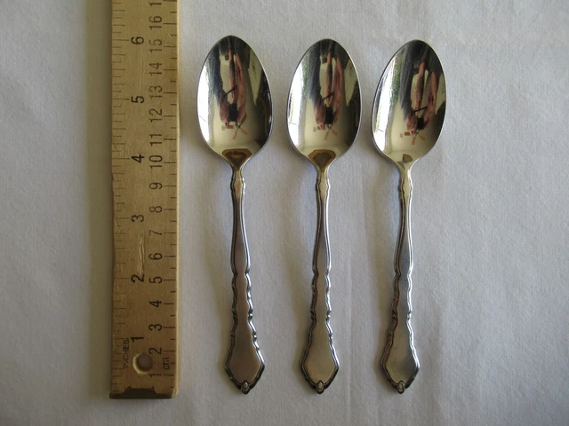 READ* Oneida Community GLOSSY SATINIQUE Lot of 3 Teaspoons 6" Stainless
