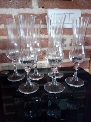 Daum 15 flûtes à champagne Iroise en cristal Daum Nancy h:23 cm prix à la pièce 