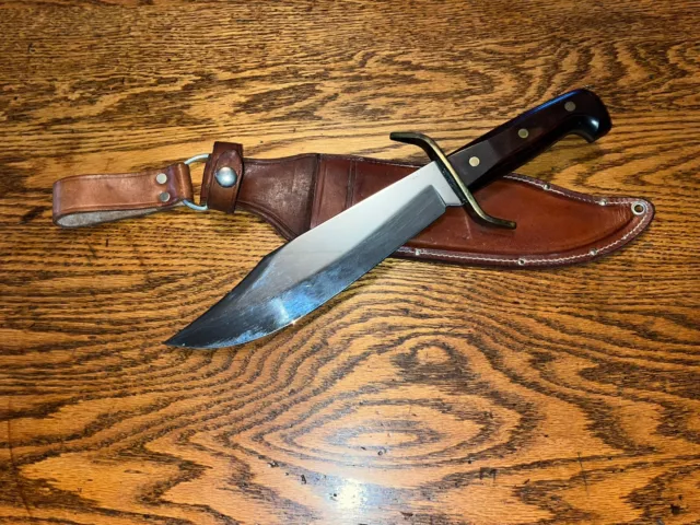 Vintage Western W88-C Buck type Knife with wood handle and sheath