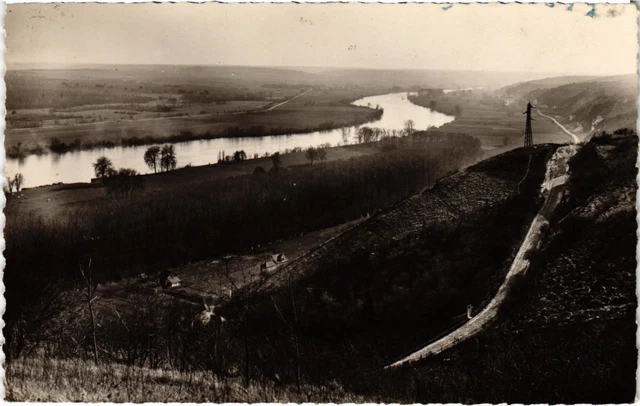 CPA La Roche-Guyon Vue panoramique de la Vallee de la Seine FRANCE (1332878)