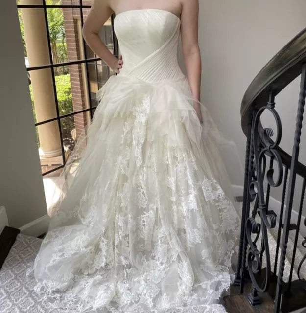 $12,500 Vera Wang Luxe Kendall Wedding Gown Dress