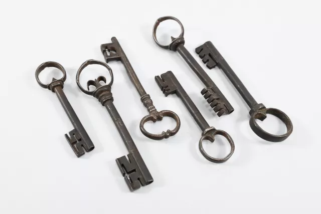 M56M27- 6 antike Schlüssel, Gotik & Renaissance, 16./17.Jh.