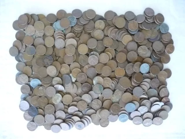 Lincoln Wheat Cents Pennies Lot Coins Circulated 4+ Pounds  M899