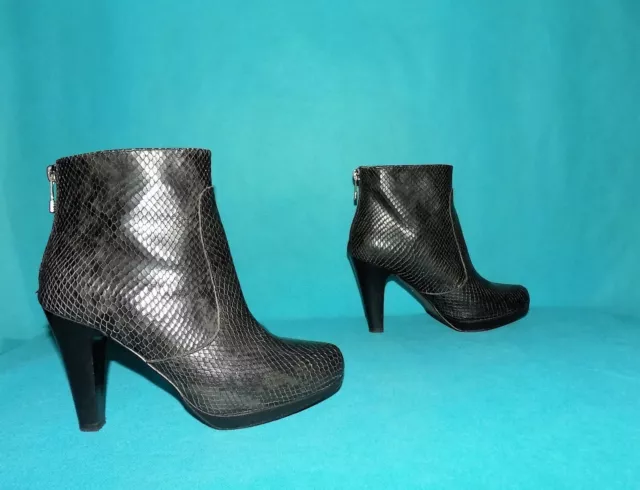bottines boots GADEA en cuir façon reptile noir pointure 36 fr