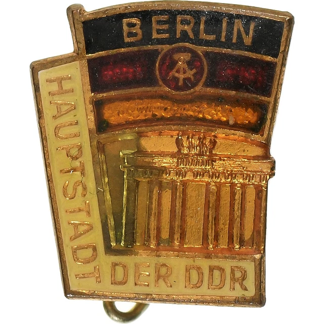 Pin's (Badge) Vintage Allemagne 1974 - Berlin / Hannover - Coupe Du Monde 1974 (WM74)