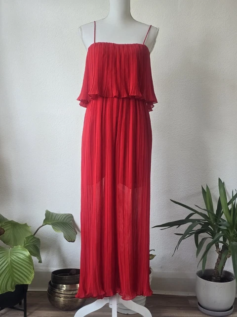 ZARA RED PLEATED jumpsuit with straps size M 31.89 - PicClick UK ZARA RED PLEATED jumpsuit with straps size M 31.89 - PicClick UK