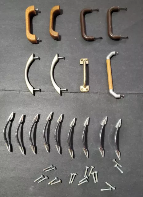 17 Vintage Chrome Metal Wood Plastic Furniture Handles Drawer Pulls Knobs Lot