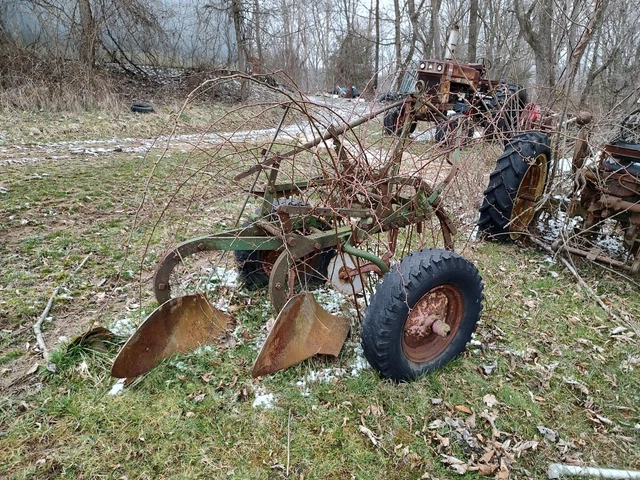 OLIVER  2 bottom TYPE PLOW ----drag plow rooster comb trailer