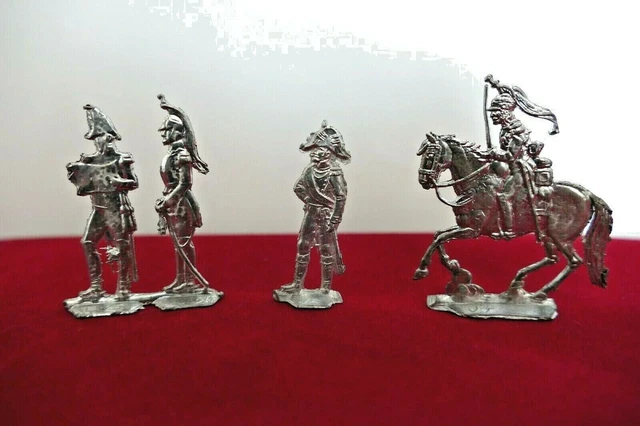 Les plats d'étain - Jouets Anciens de Collection