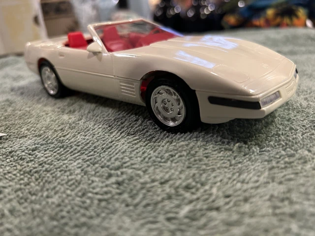 AMT ERTL AMERICA'S CUP CORVETTE PROMOTIONAL 1/25th SCALE MODEL