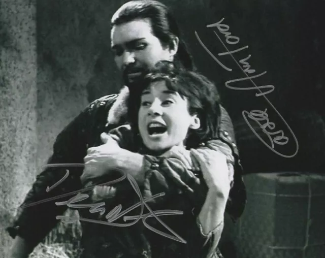 Doctor Who Autograph: CAROLE ANN FORD & DERREN NESBITT (Marco Polo) Signed Photo