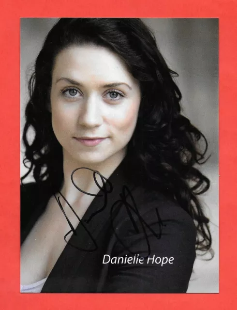 Danielle Hope Actress Singer Signed Postcard