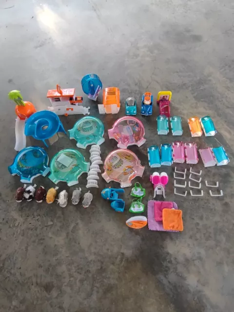Zhu Zhu Pets ZuZu Huge Lot of 7 Plush Robotic Hamsters Toys Tunnels Accessories