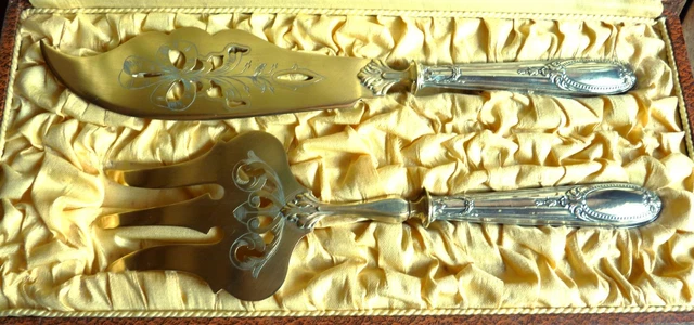 COUVERT DE SERVICE A Poisson Style Louis Xv Argent Massif Minerve EUR