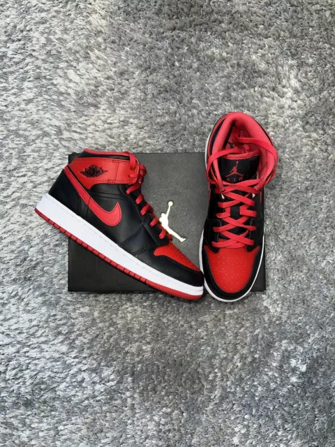 Nike Air Jordan 1 Mid Alternate Bred Black White Fire Red GS UK 5 EU 38